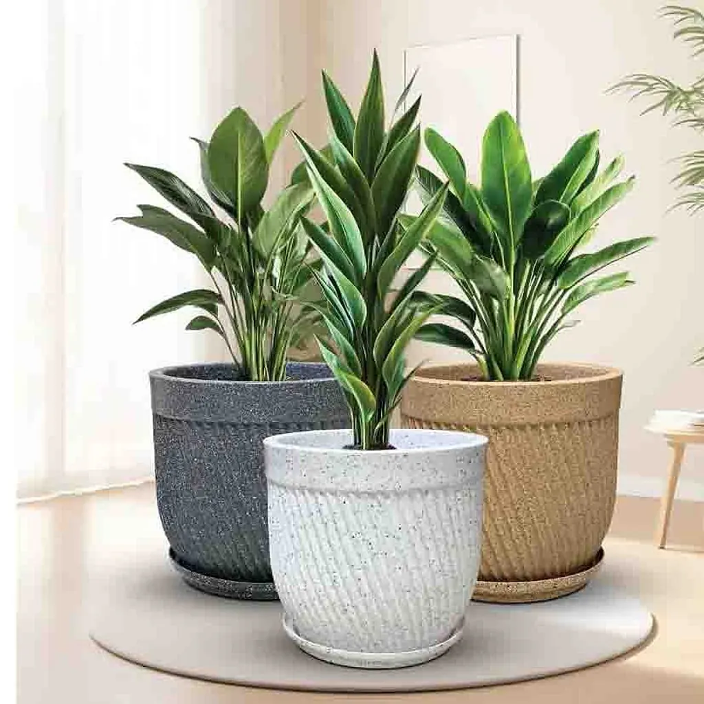 Helix Pots planter by Urban Grow